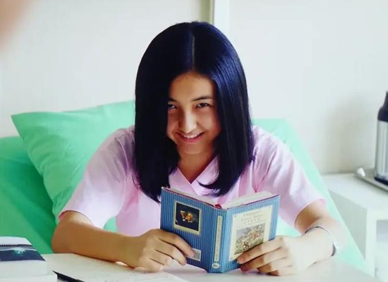 双子男喜欢上你的征兆，都有哪些表现