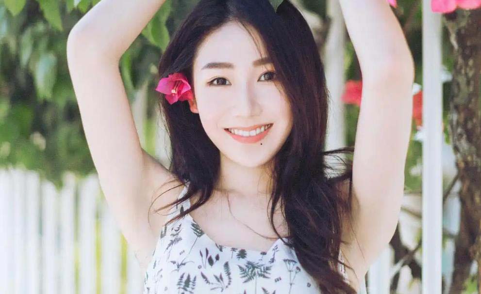 女性嘴唇周围长痣代表什么